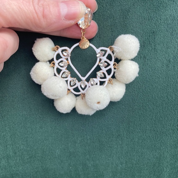 New white Pom Pom crystal gold drop earrings - Picture 3 of 4